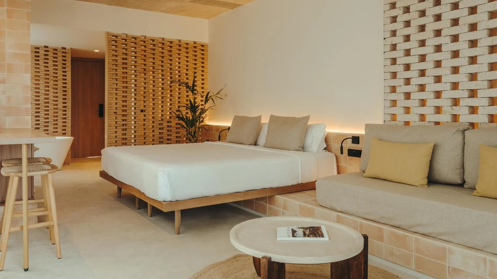 Hotel Bonito Ibiza - New Opening 2025 San Antonio Abad 4*,  España