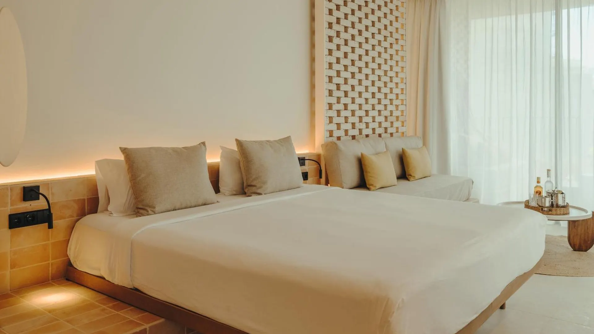Hotel Bonito Ibiza - New Opening 2025 San Antonio Abad 4*,  España