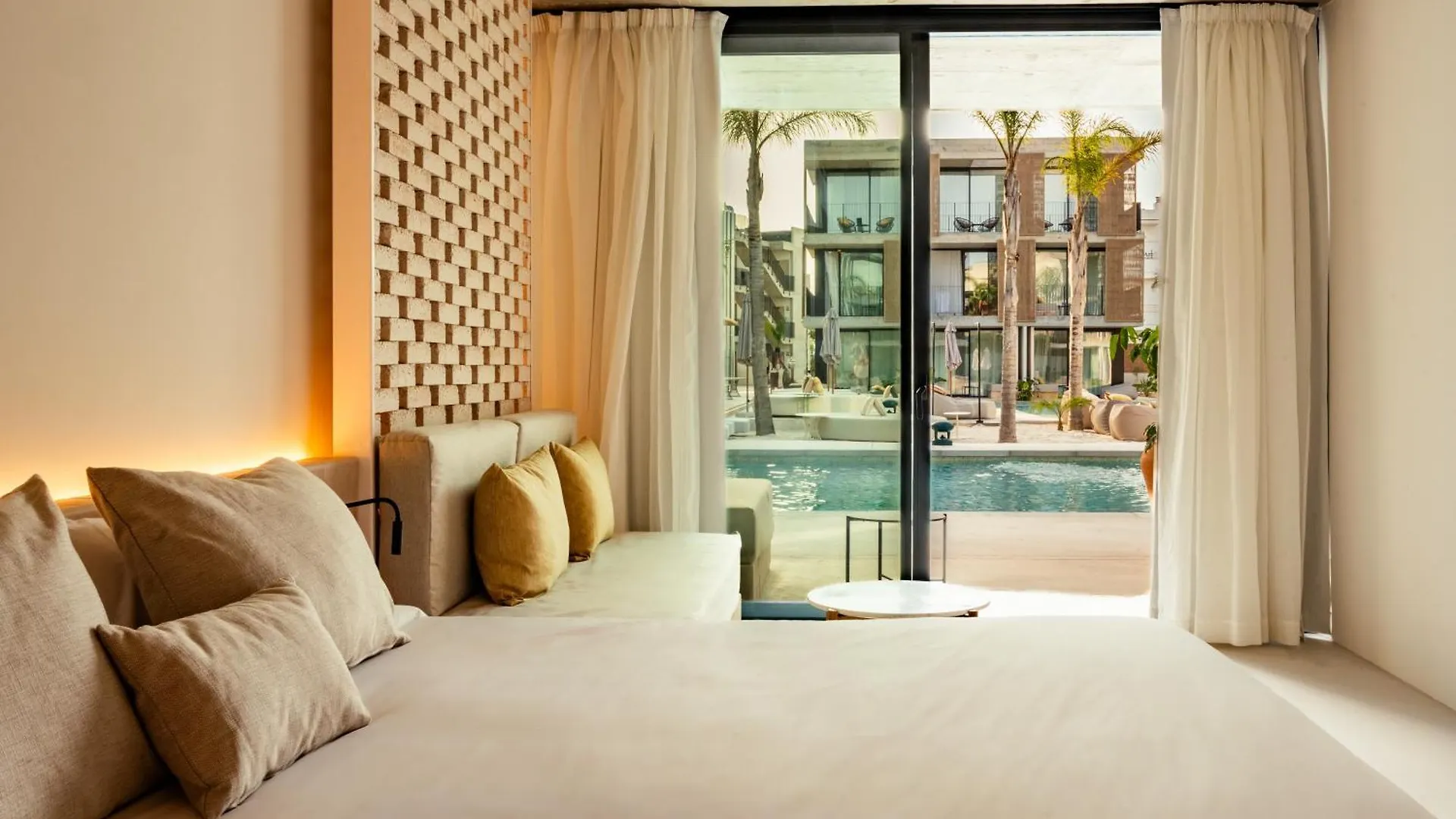 Bonito Ibiza - New Opening 2025 Hotel Sant Antoni de Portmany 4*,  Espanha