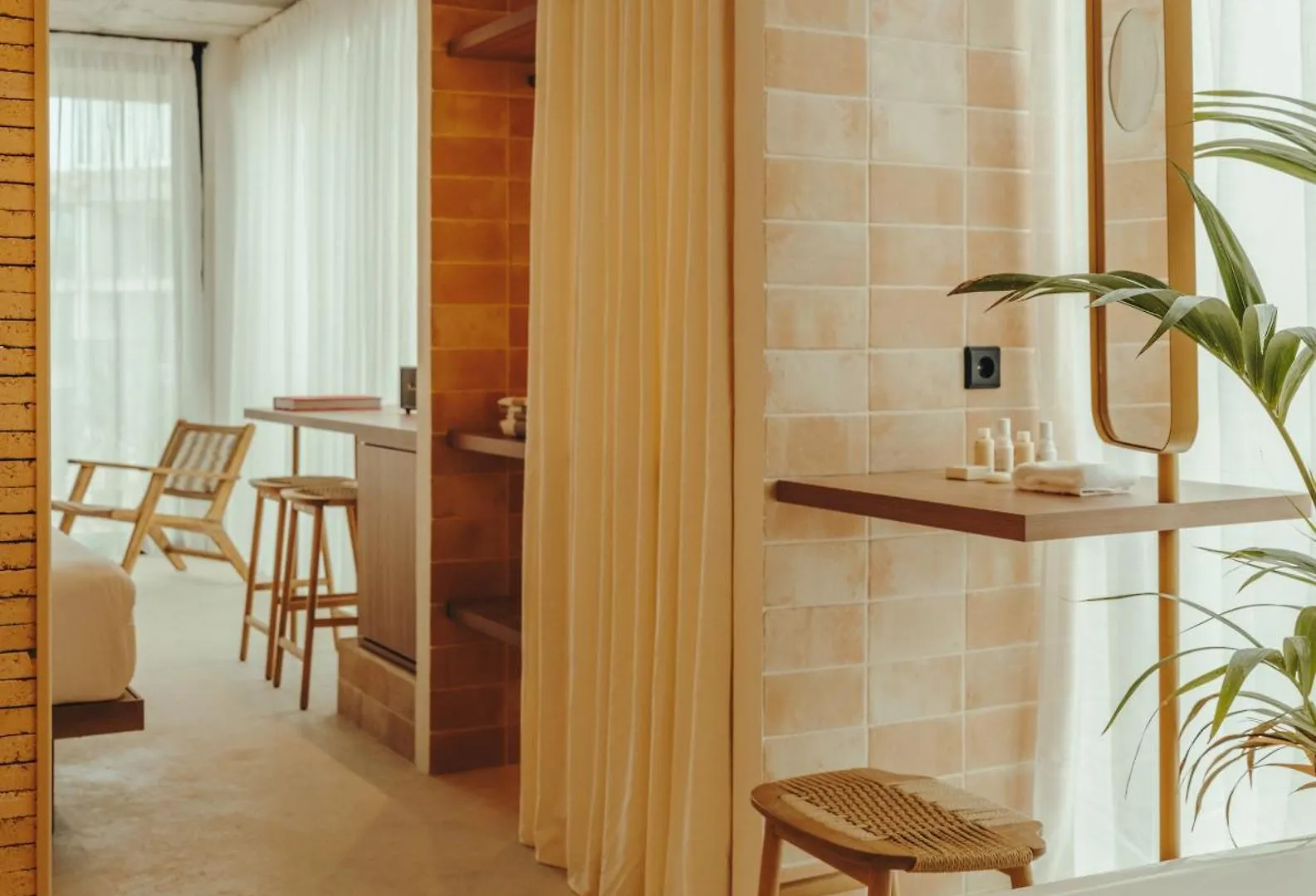 ****  Bonito Ibiza - New Opening 2025 Hotel San Antonio  Spanje