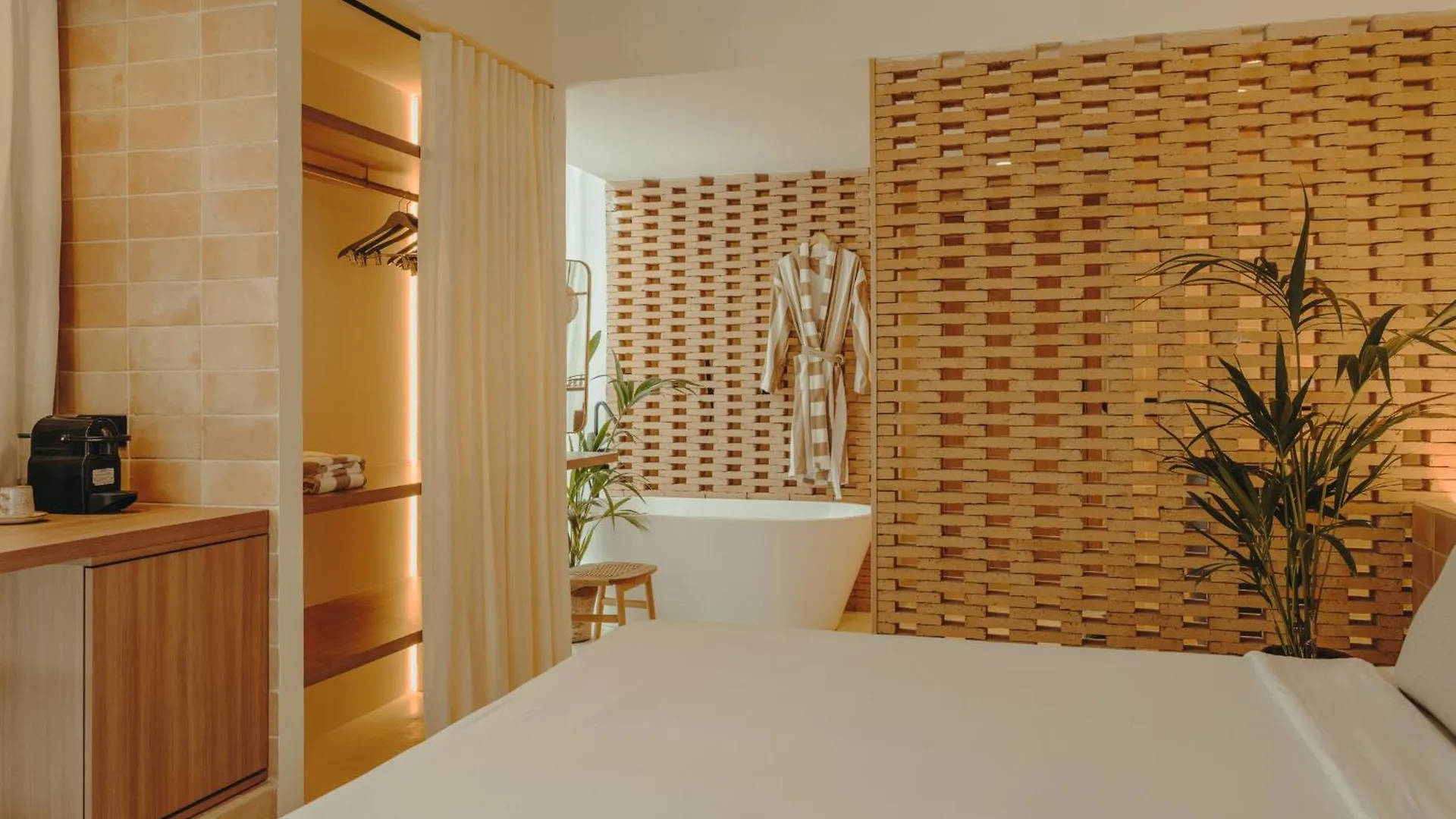 Bonito Ibiza - New Opening 2025 Hotel San Antonio   San Antonio (Ibiza)