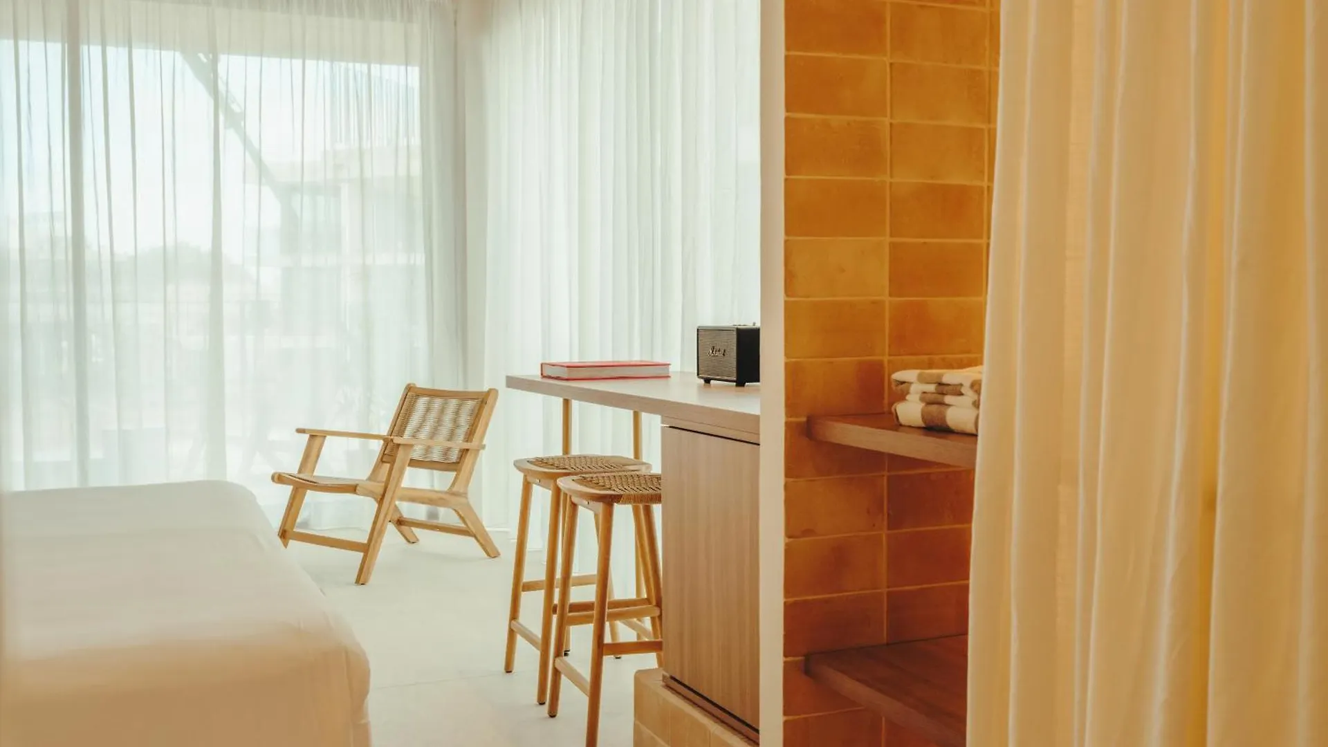 Bonito Ibiza - New Opening 2025 Hotel San Antonio  4*, San Antonio (Ibiza)