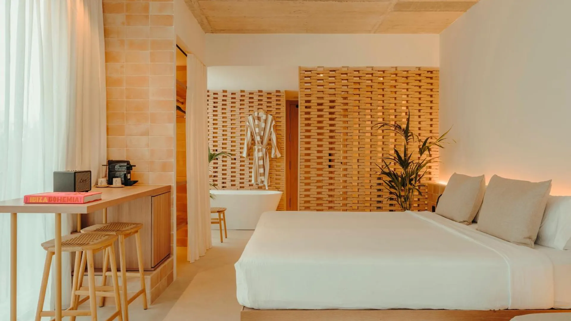 Hotel Bonito Ibiza - New Opening 2025 Sant Antoni de Portmany